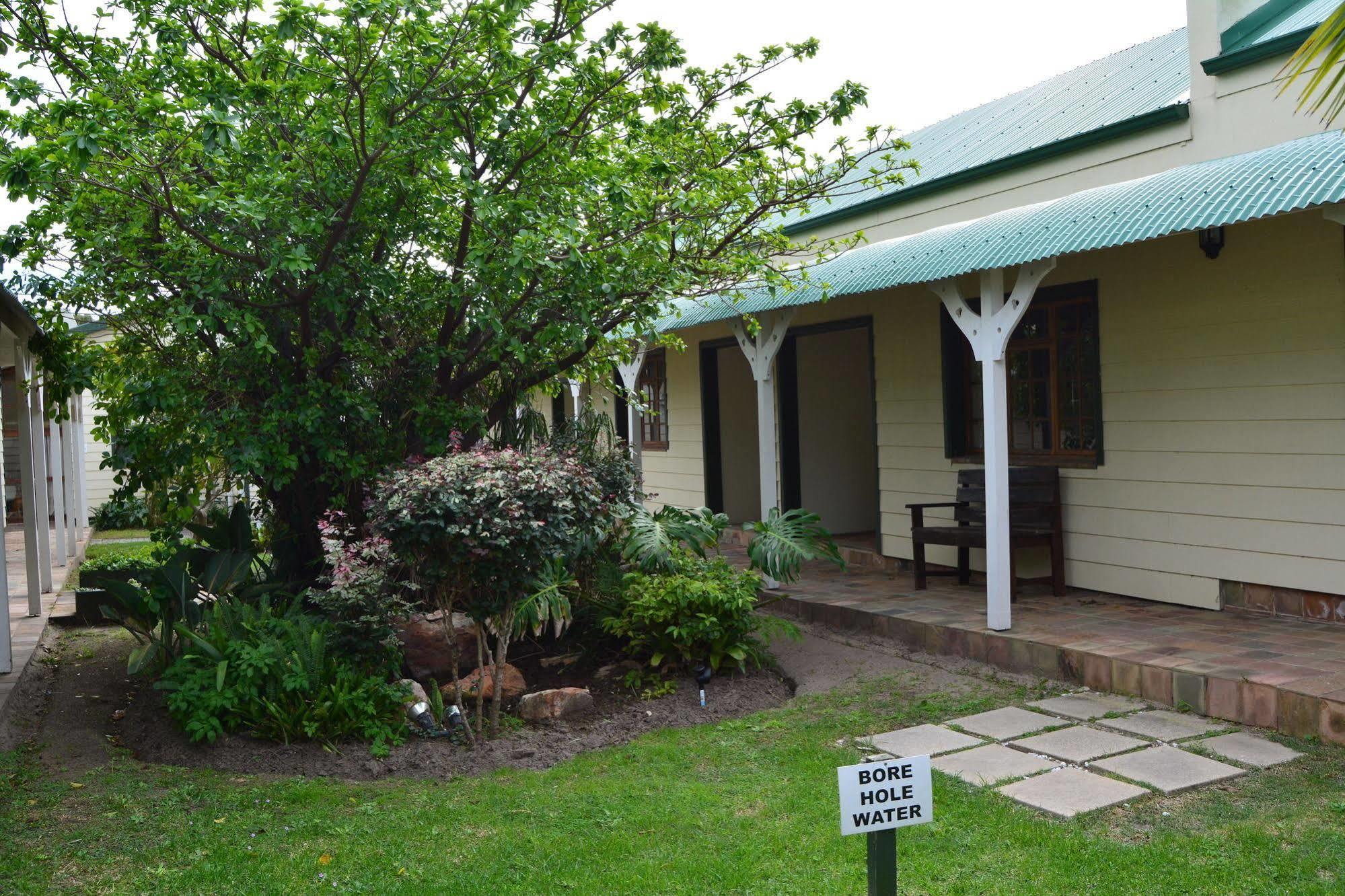 Victoria And Alfred Guest House Port Elizabeth Exterior photo