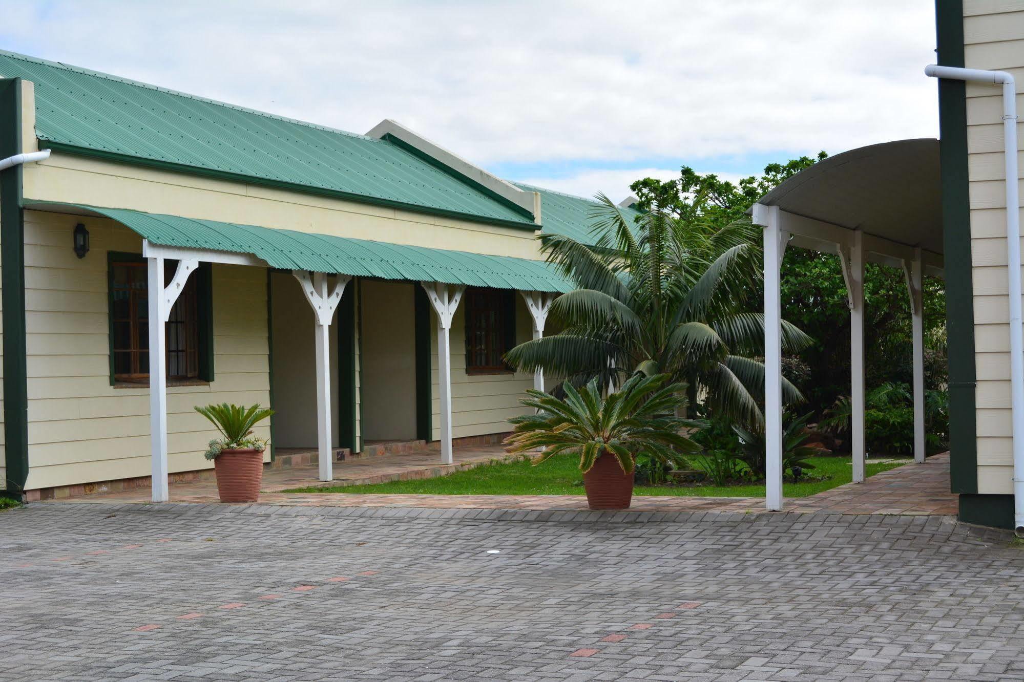 Victoria And Alfred Guest House Port Elizabeth Exterior photo